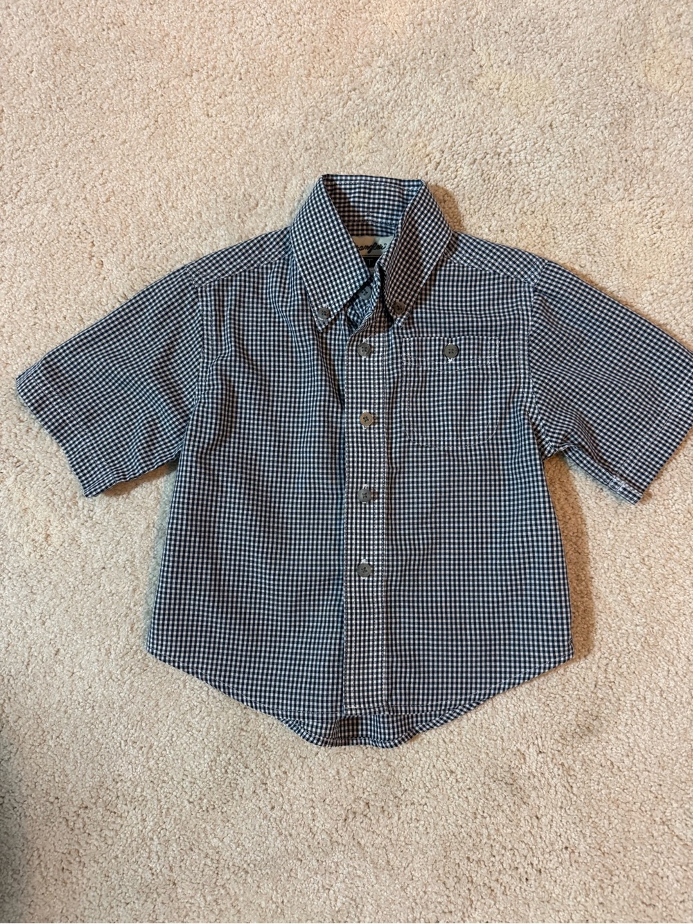 Wrangler Boys Short-Sleeve Button-Down in Navy and White Gingham